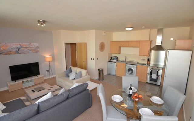 Brightleap Apartments - Silbury View