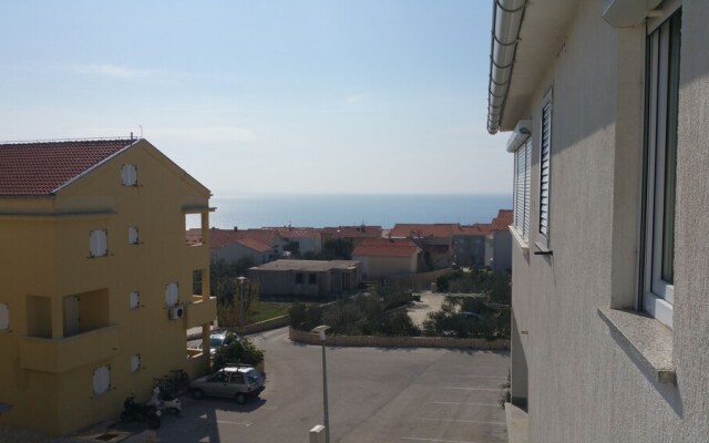 Apartment "sunny" Near the Center and Beach