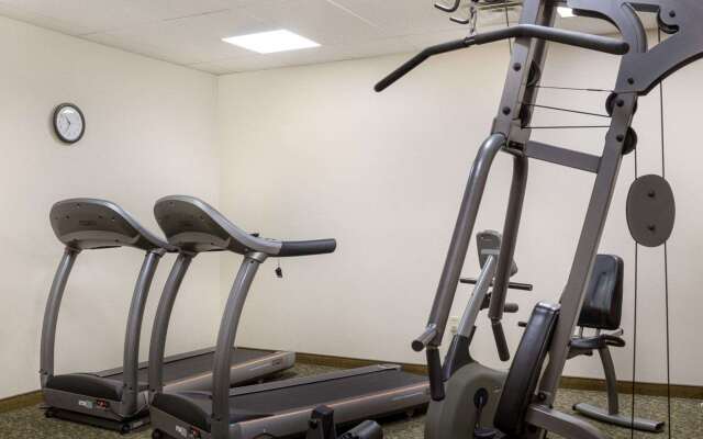 Quality Inn Bismarck I-94