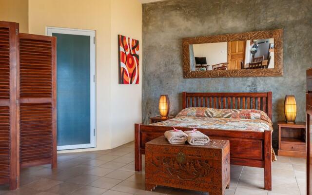 Frangipani Self-catering Holiday Apartment