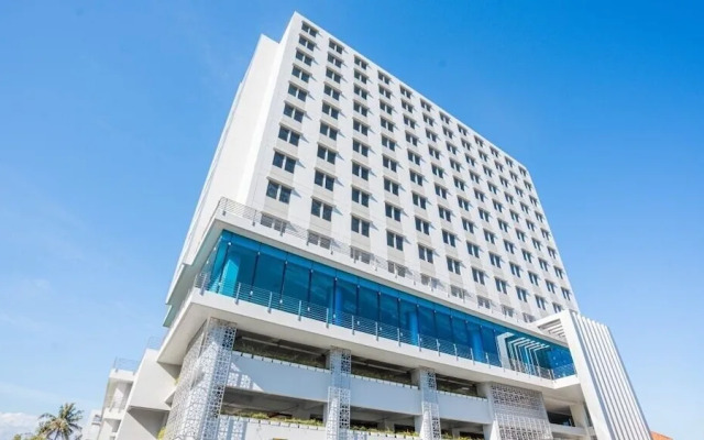 University Hotel UMY
