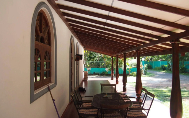 Manik Villa