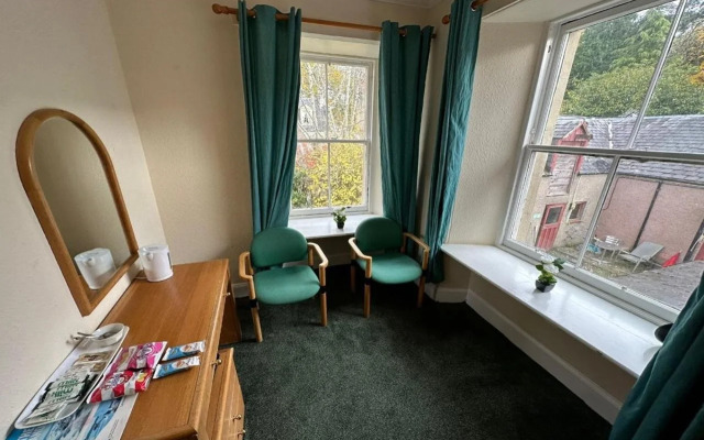 Mackay's Spa Lodge Hotel