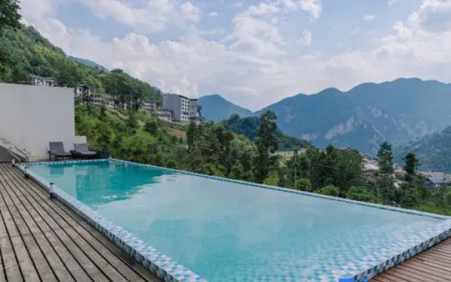 Xinzhibao · Yuanshan  Homestay (Enshi Grand Canyon Tourist Center Branch)