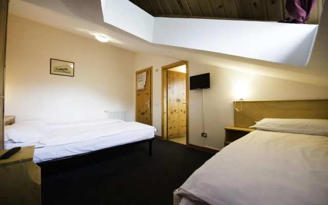 Hotel Teola