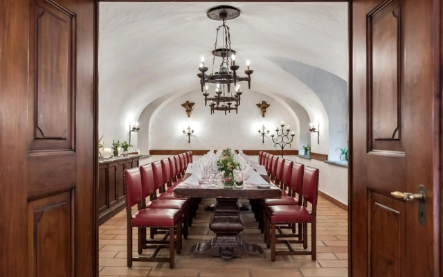 Swiss-Chalet Merlischachen - Historik Chalet-Hotel Lodge