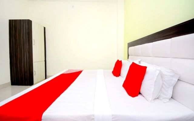 OYO 37809 Hotel Royal Lifestyle