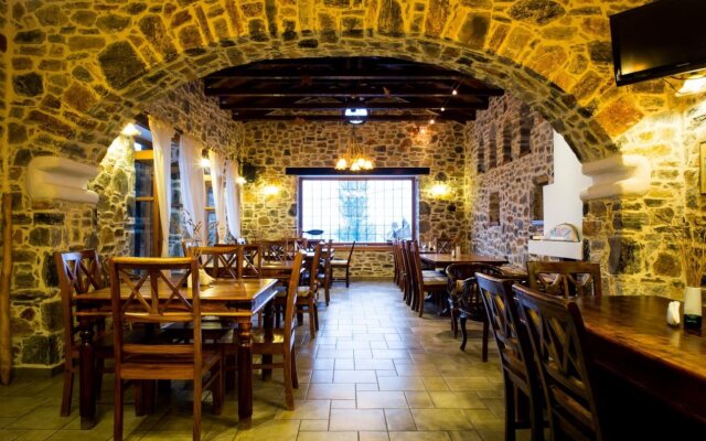 Eos Authentic Experience