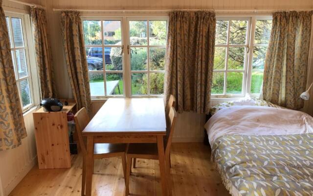 Crabapple Cottage B&B