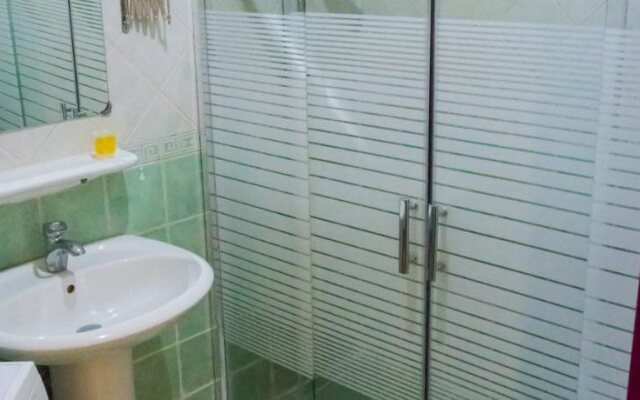 Royal Residence Hotel