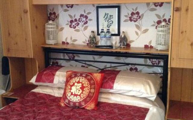 Hornby Villa 4*B&B Couples & Families Only