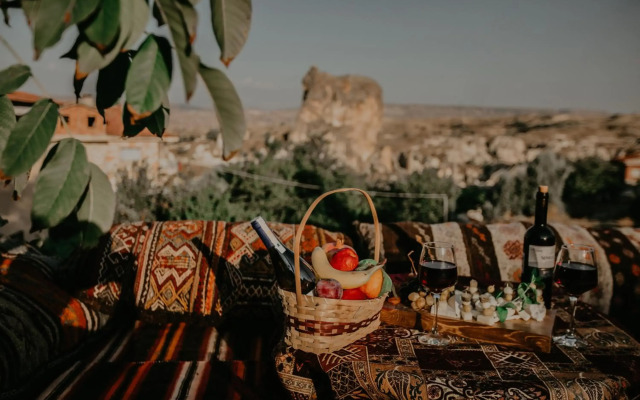 Ortahisar Cave Hotel
