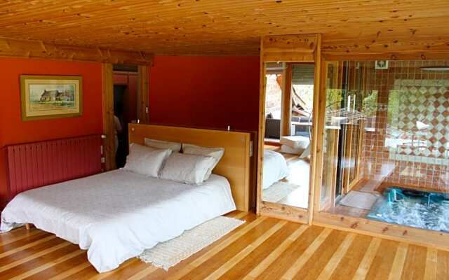 Une Suite a la Campagne (Adults Only)