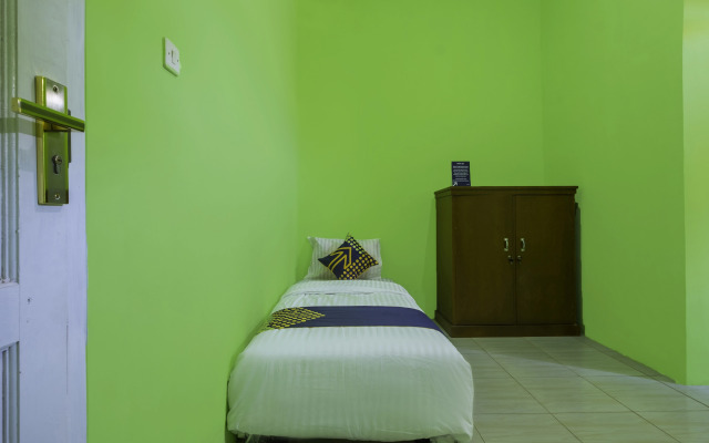 OYO 2859 Fatan Costel Syariah