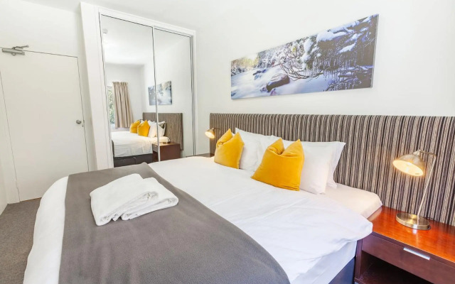 Lantern 1 Bedroom Balcony with Village and Mountain View