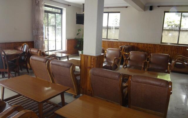 Mid Way Hotel