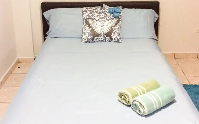 Coastal Express Inn & Suites #1 at 681 Ocean Drive