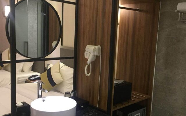 Homies Hotel