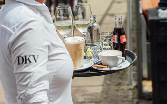 Harbour Suites Boutique Hotel