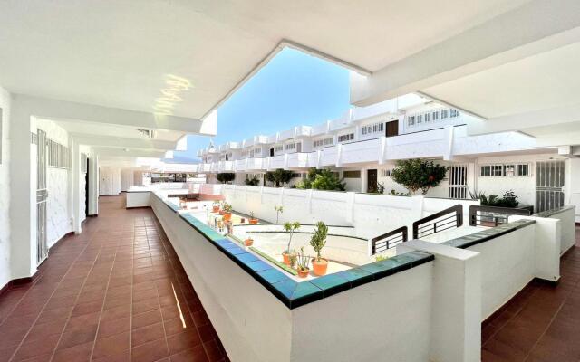 One cozy bedroom with Wifi,pool in Tenerife South