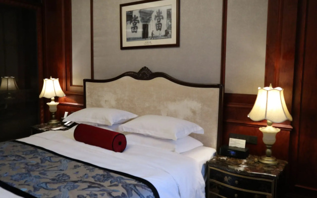 Shanghai Donghu Hotel