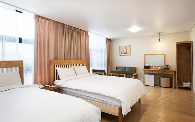 Hotel Elin