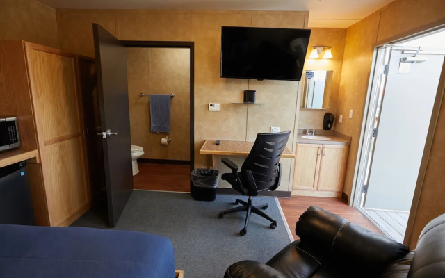 Target Hospitality-Seven Rivers Lodge Carlsbad