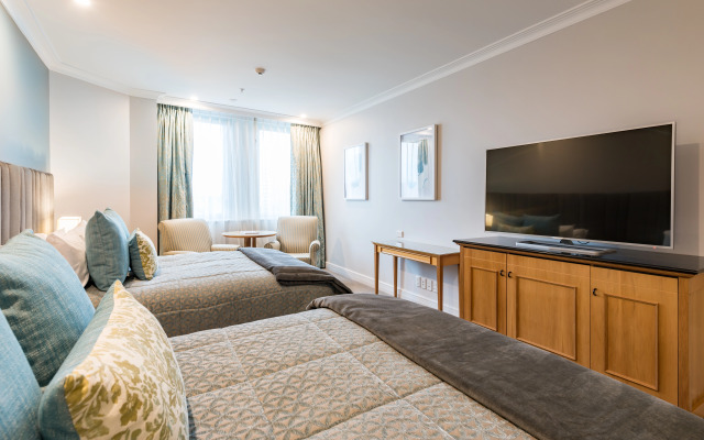 Distinction Christchurch Hotel
