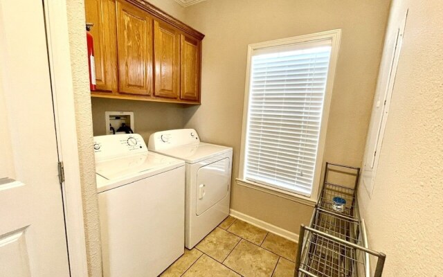 Mermaid Mansion 3 Bedroom Home by Redawning