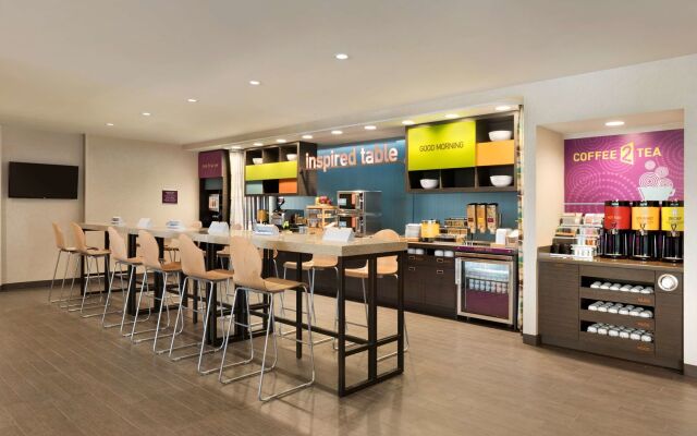 Home2 Suites by Hilton Milwaukee Brookfield