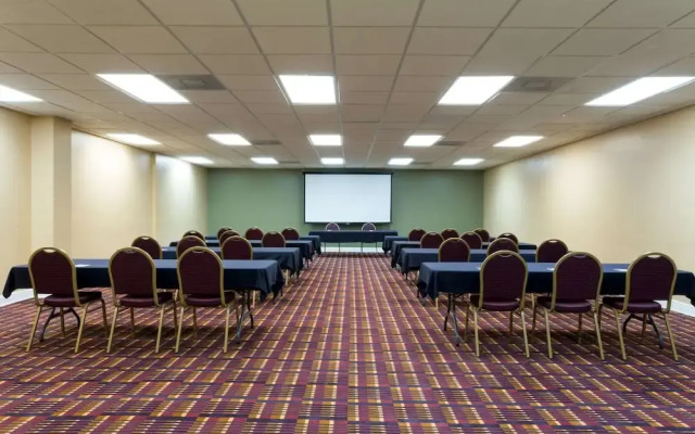 Ramada Lake Placid