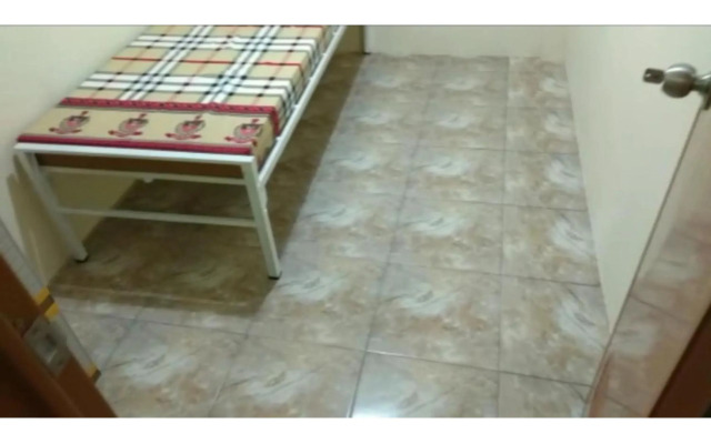 Eiffel Residence Petojo - Female Only