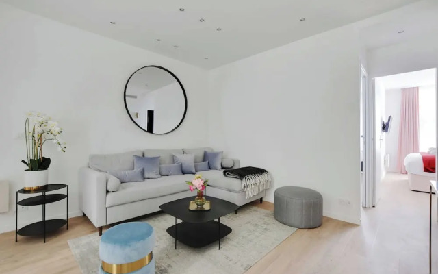 Charming Apartment - 2br/6p - In the Heart of Paris