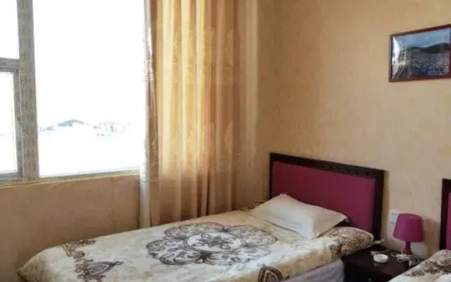 Seda is in the hotel