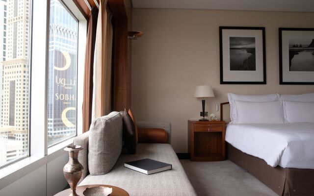 Jumeirah Emirates Towers Dubai