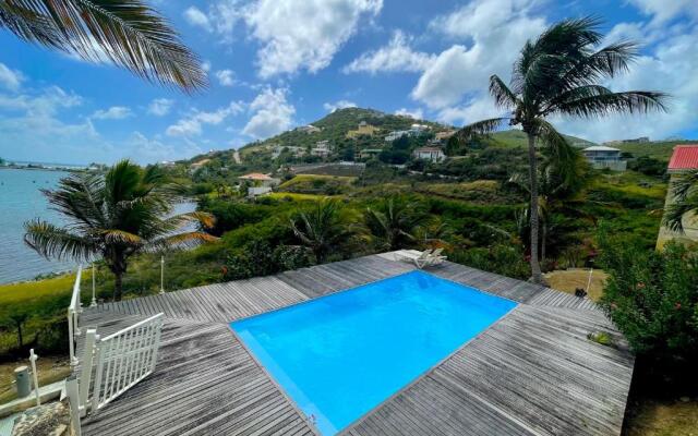 2 Bedroom Apt with Breathtaking view