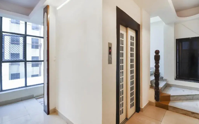 Hari Om Palace by OYO Rooms