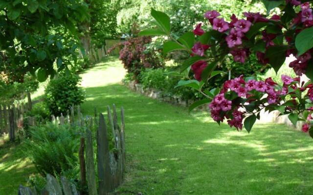 Chambre d'hôtes "le jardin des sitelles"