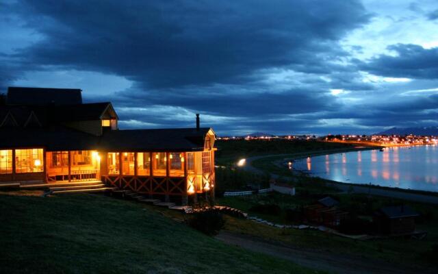 Weskar Patagonian Lodge