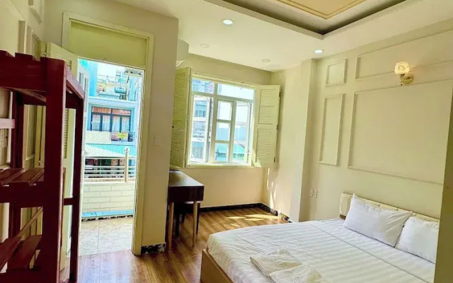 Atus Boutique Home