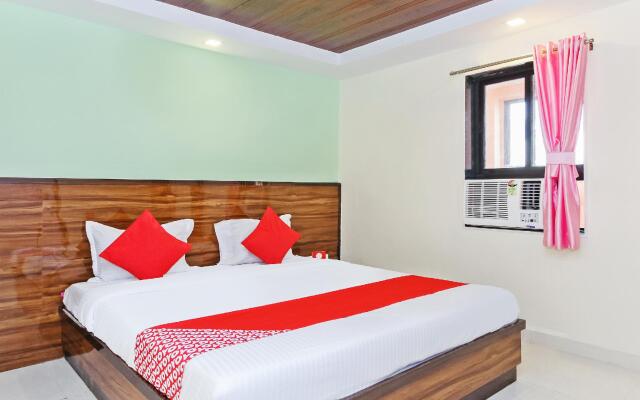 OYO 23476 Shree Mahalaxmi Lodging