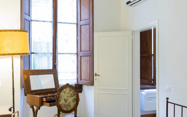 Santa Maria Novella, Apartment For 3 People In The Center Of Florence