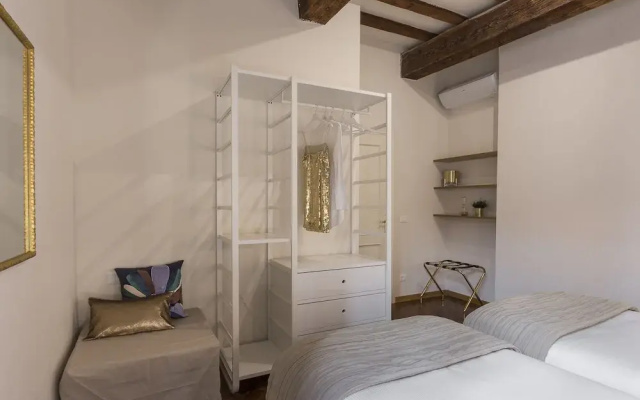 Casa Dora by Mmega