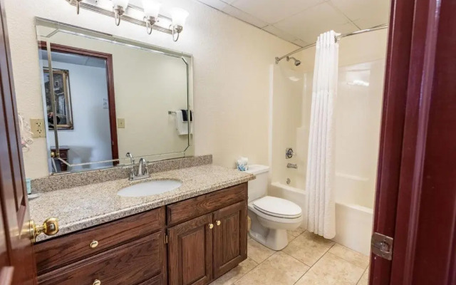 Savannah House Hotel