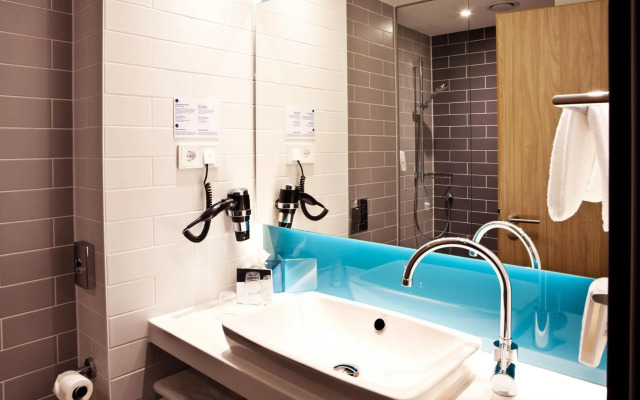 Holiday Inn Express Frankfurt Airport-Raunheim by IHG