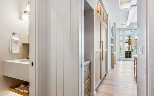 Rosemary 7 Bedroom Home