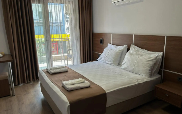 Gulluk Life Hotel
