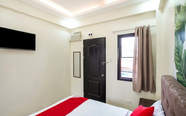 OYO 458 Kathy's Home Garden Suites