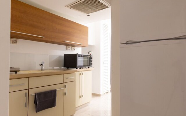 Huge & Lovely Unit 2BR 2BT By the beach