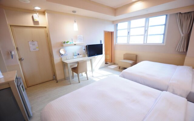 Royal Group Hotel  Xiong Zhong  Branch